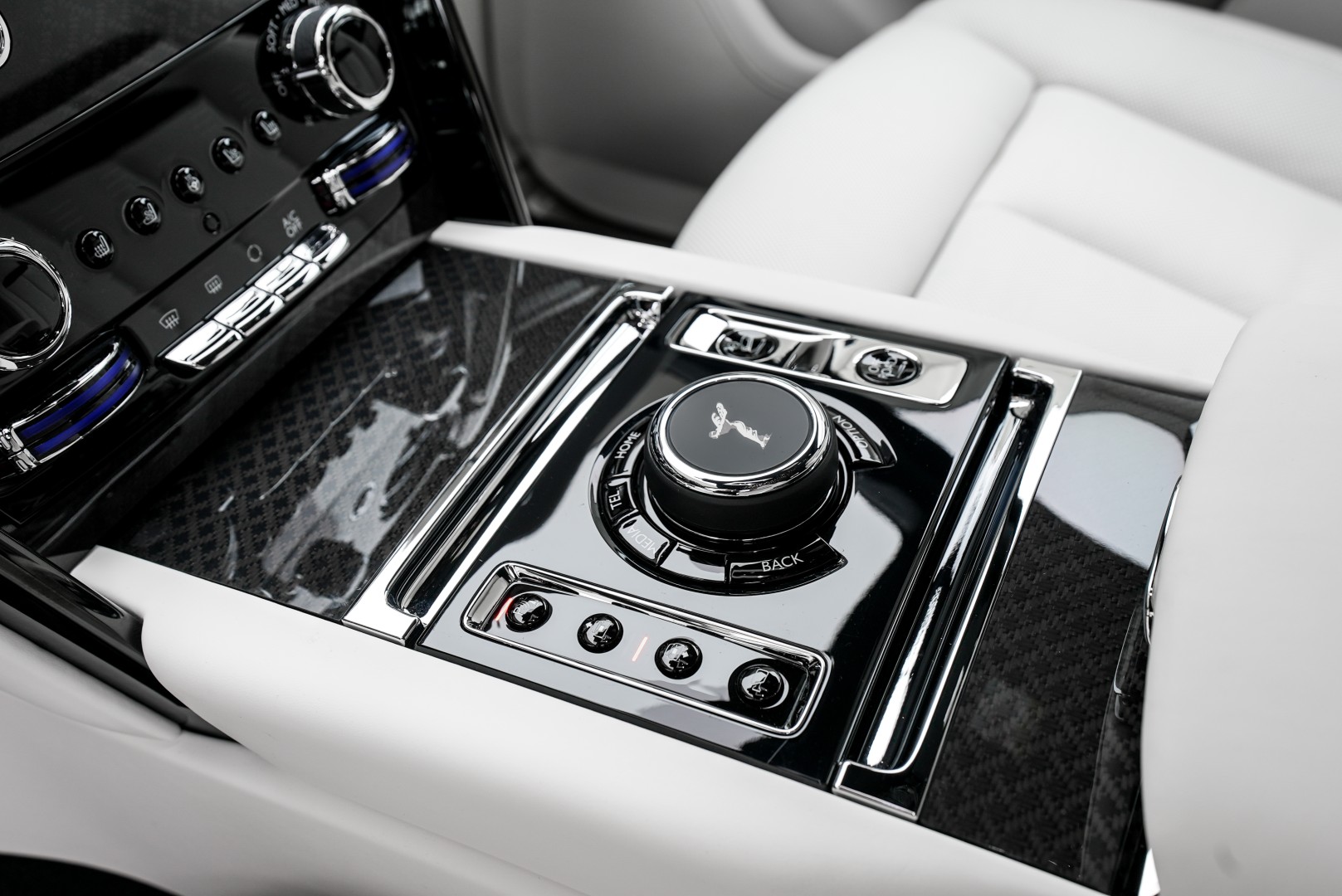 2026 ROLLS ROYCE CULLINAN | BLACK BADGE | GCC | MAIN DEALER WARRANTY SERVICE